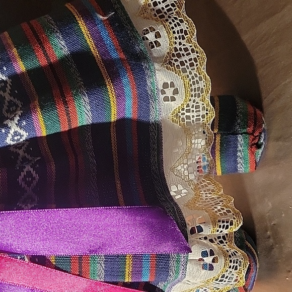 Nahanché Doll, "SHARING OUR TRADITIONS" - Picture 8 of 9